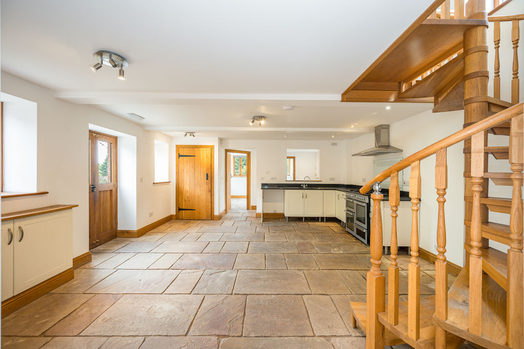 Kitchen / Dining Room- click for photo gallery